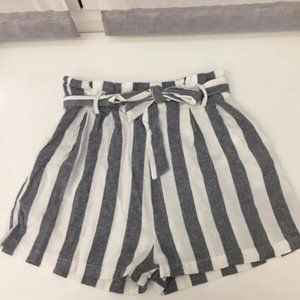 Pantaloncini stradivarius